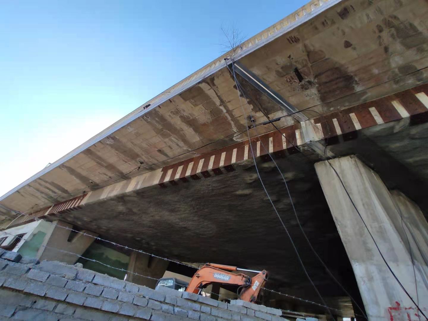 安州桥梁粘钢加固的四大特性